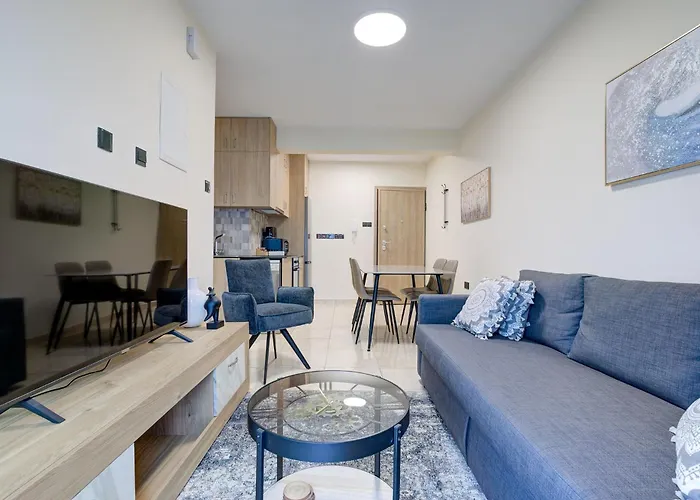 Steps From The Sea, Downtown, Balcony - Prokymea 75